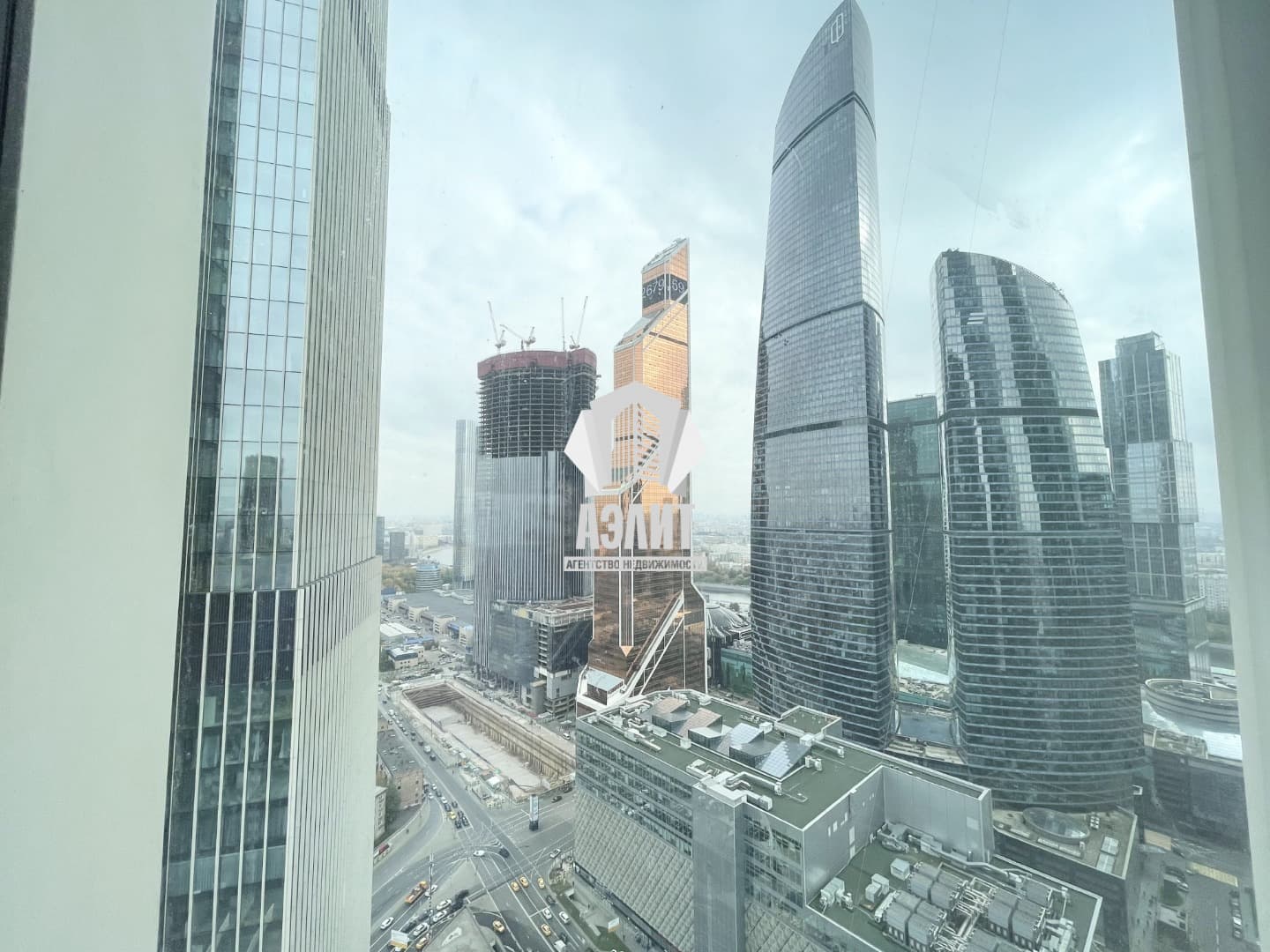Neva Towers, лот 1213