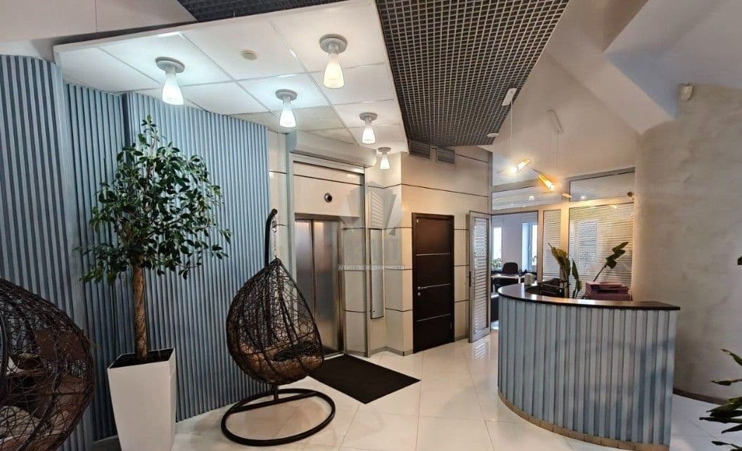 Офис Средний Овчинниковский 12 335м